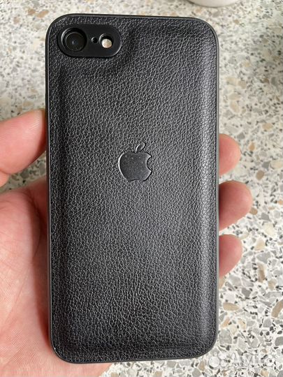 Телефон iPhone 7 128gb