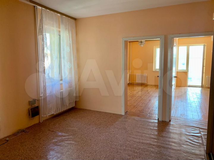 3-к. квартира, 108,2 м², 4/5 эт.