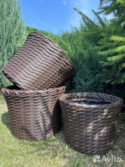 Кашпо из ротанга