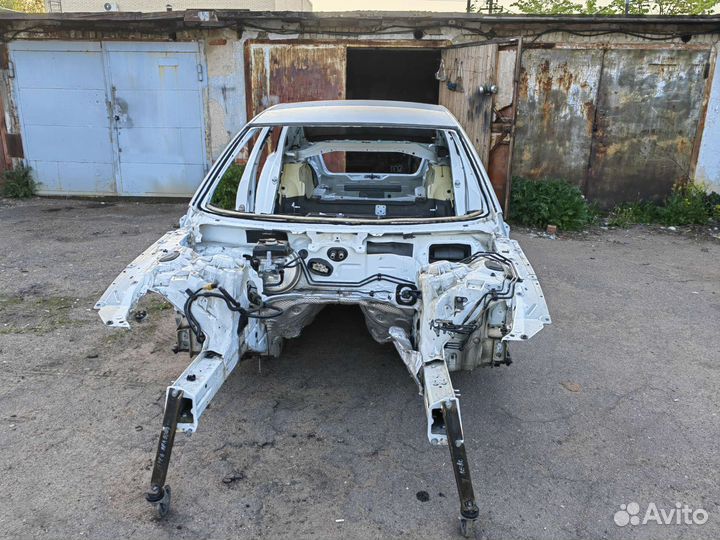 Audi A6 C7 кузов седан целиком