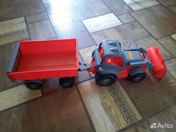 Детские игрушки трактор с прицепом и ковшом