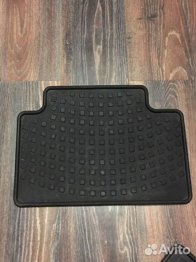 Автомобильные коврики бу резиновые
