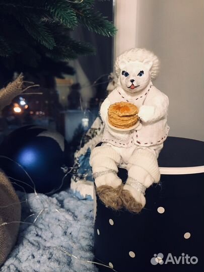 Белый медведь из ваты