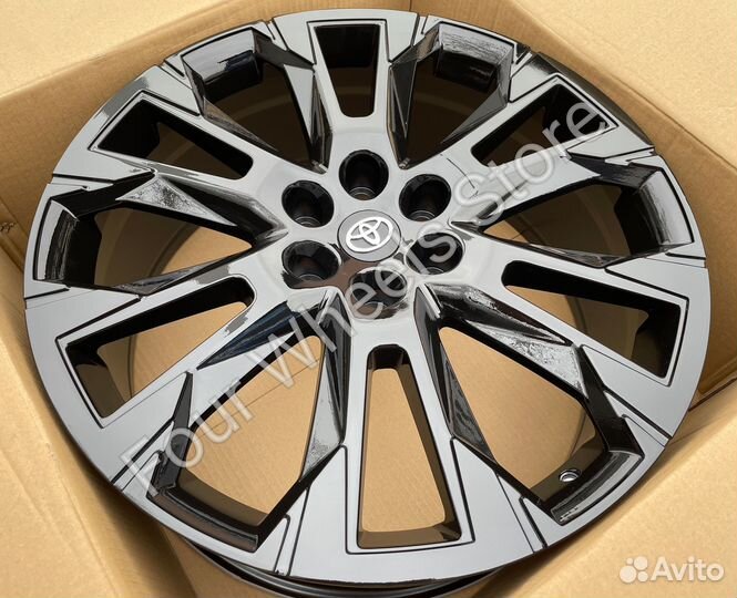 Диски на Тойота Ленд Крузер 300 R22