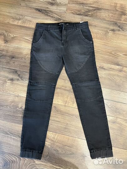 Джинсы мужские