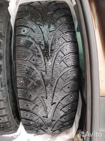 Hankook Winter I'Pike 215/65 R16 98