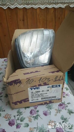 Поворотник левый на мерседес С-180