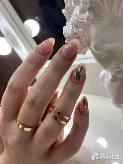 Мастер маникюра