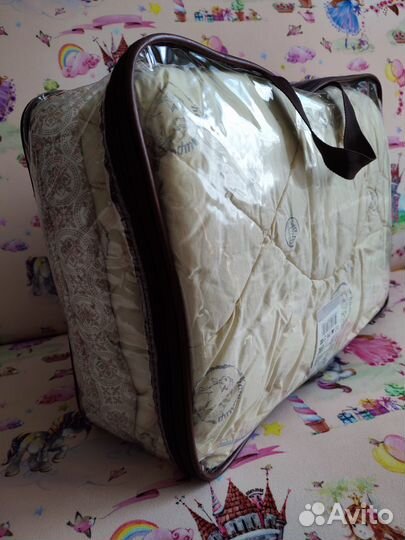 Детское одеяло в кроватку 100*140