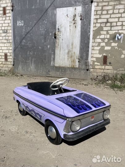 Педальный Москвич
