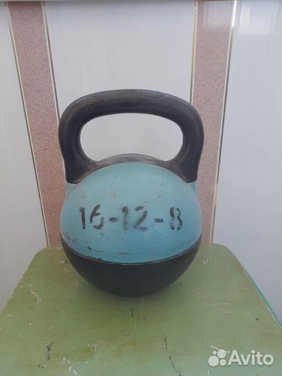 Гиря 8 и 12 кг
