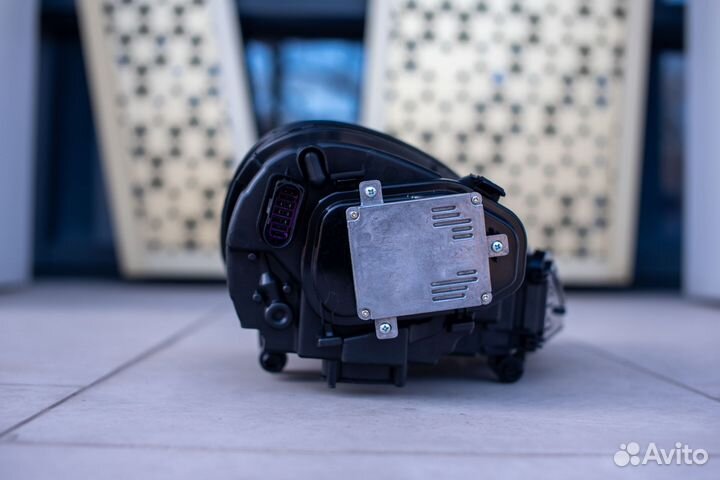 Porsche Cayenne 958, Лазерные фары LED