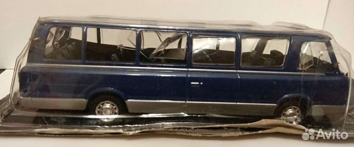 ЗИЛ 118К Юность синий
