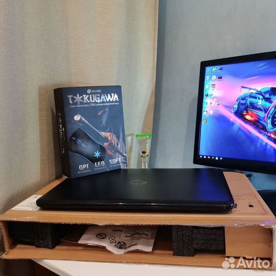 Среднеигровой HP SSD RAM8GB intel I3 2GHZ dual