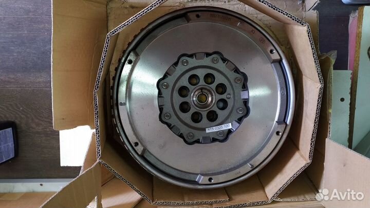 Двухмассовый Маховик LUK 415032510