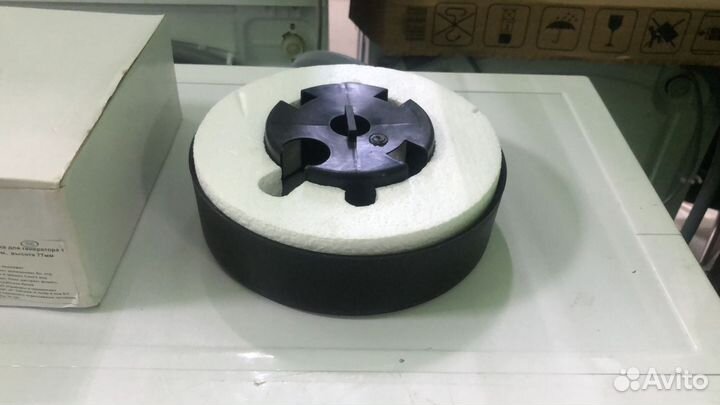 Плавающая подставка для генератора тумана