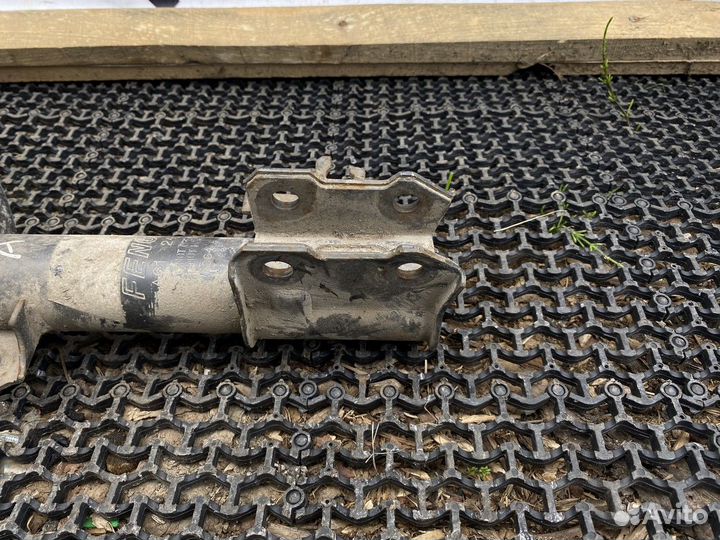 Амортизатор передний правый Астра Н Opel Astra