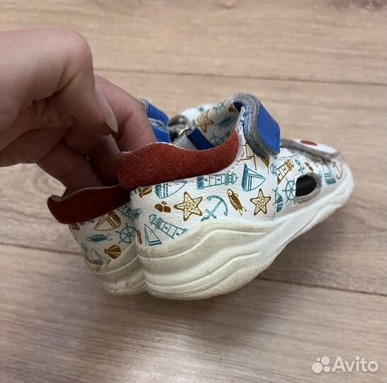 Сандали Котофей 24