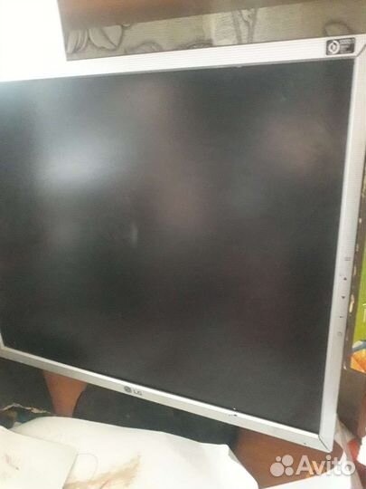 Монитор LG