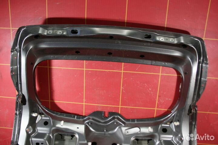 Крышка багажника Renault Captur/Kaptur