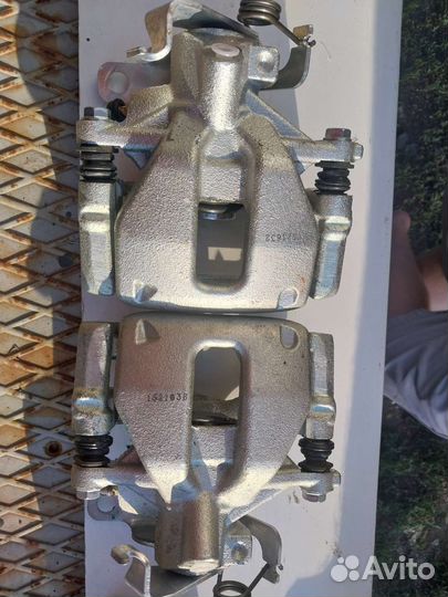 Суппорт тормозной задний.Форд транзит 6