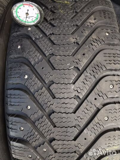 Goodyear UltraGrip 500 235/65 R17 108T