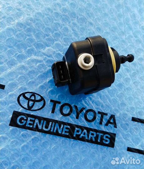 Корректор фары рав 4 3 удлиненной версии Оригинал