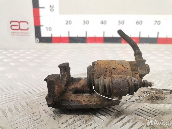 Суппорт задний левый Chrysler PT Cruiser 2001