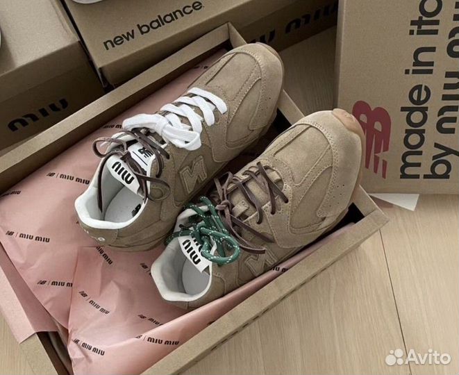 Кроссовки new balance 530 x miu miu