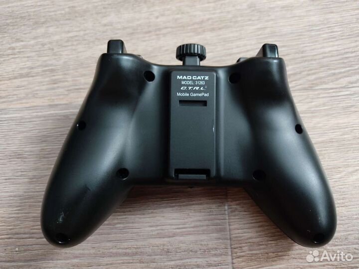 Беспроводной геймпад Mad Catz C.T.R.L. (i)