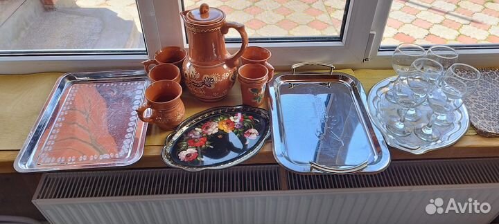 Подносы жостово ссср,нержавейка,кувшин набор
