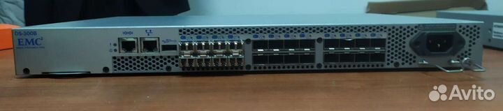 Коммутатор EMC DS-300B-8G