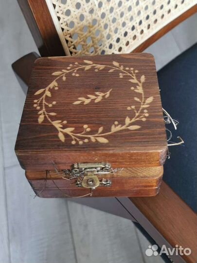 Коробка подарочная деревянная