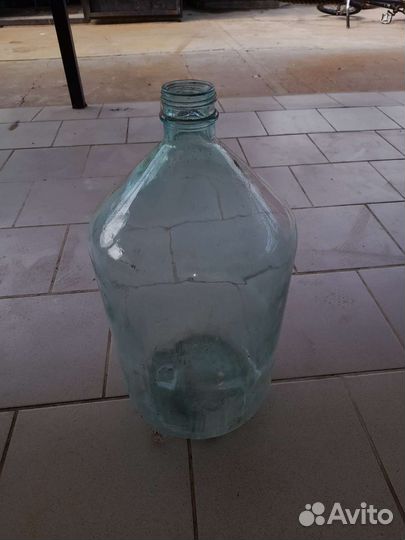 Бутылка стеклянная 10 литров