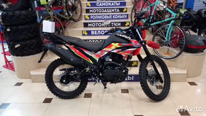 Мотоцикл Bajaj Pulsar 180