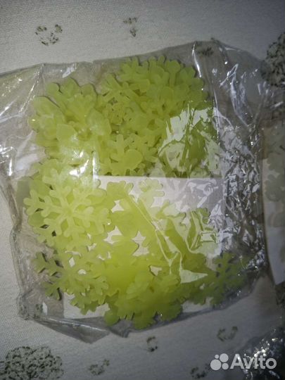 Светящиеся снежинки (неоновые)