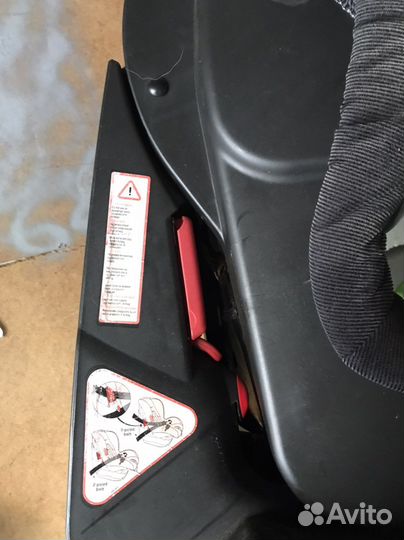 Два детских кресла одно новое одно б/у