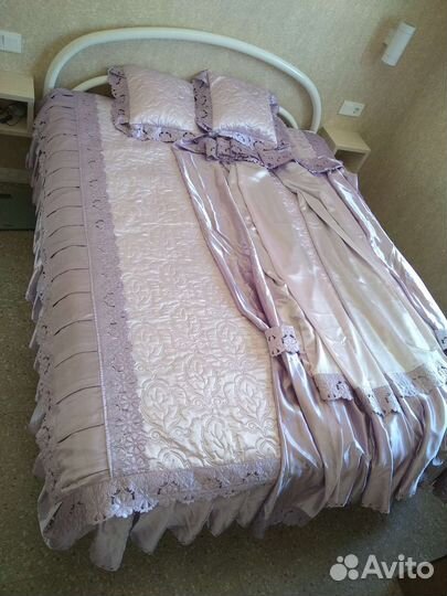 Комплект: покрывало и шторы