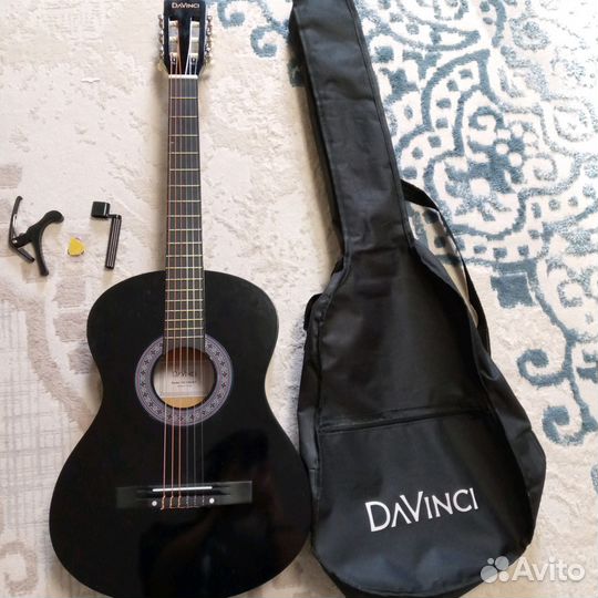 Акустическая гитара