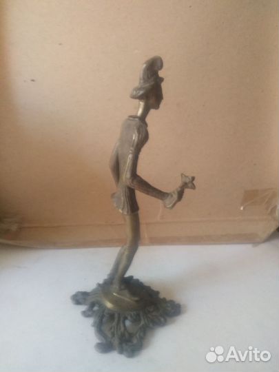 Статуэтка бронза