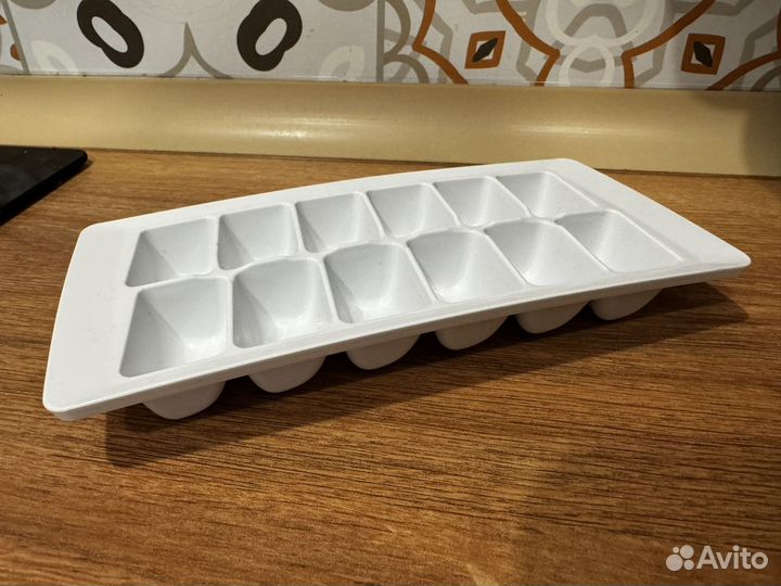 Форма для льда в холодильник indesit