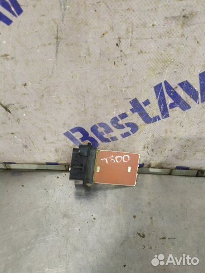 Резистор печки Chevrolet Aveo T300 2012
