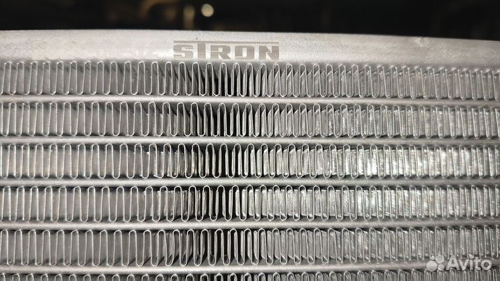 Радиатор охлаждения на Honda c-rv1