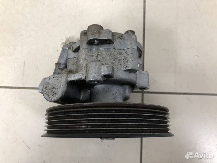 Насос гидроусилителя Renault Duster