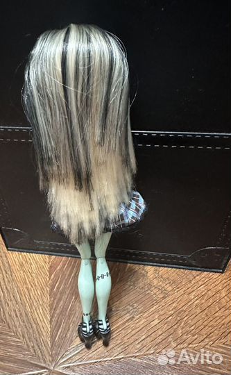 Кукла монстр хай