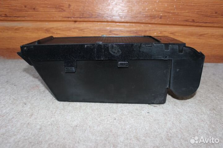 Бардачок центральной консоли Mercedes S-Class W140