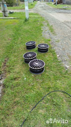 Автомобильные диски r15