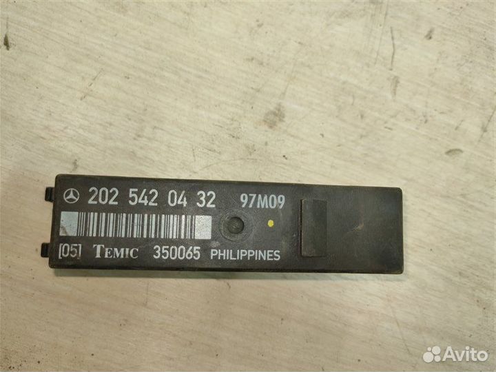 Блок индикации неисправности ламп Mercedes C W202