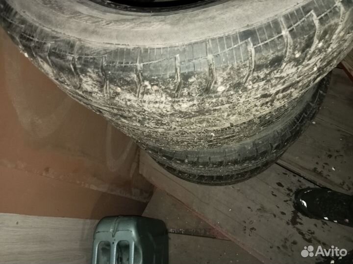 Cooper Discoverer A/T 215/70 R16