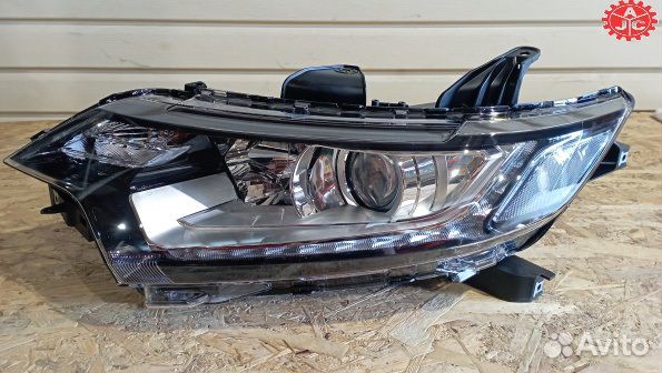 Фара левая с 1 линзой Mitsubishi Outlander 3